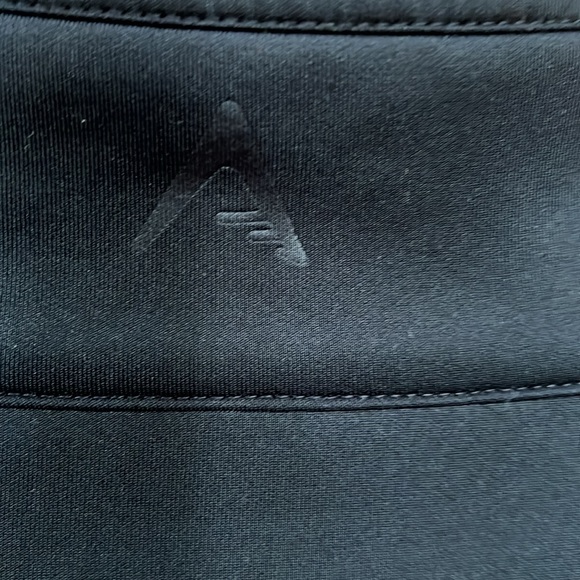 Antigua black Pittsburgh Penguins Hickey logo.  Size XXL - Picture 5 of 6